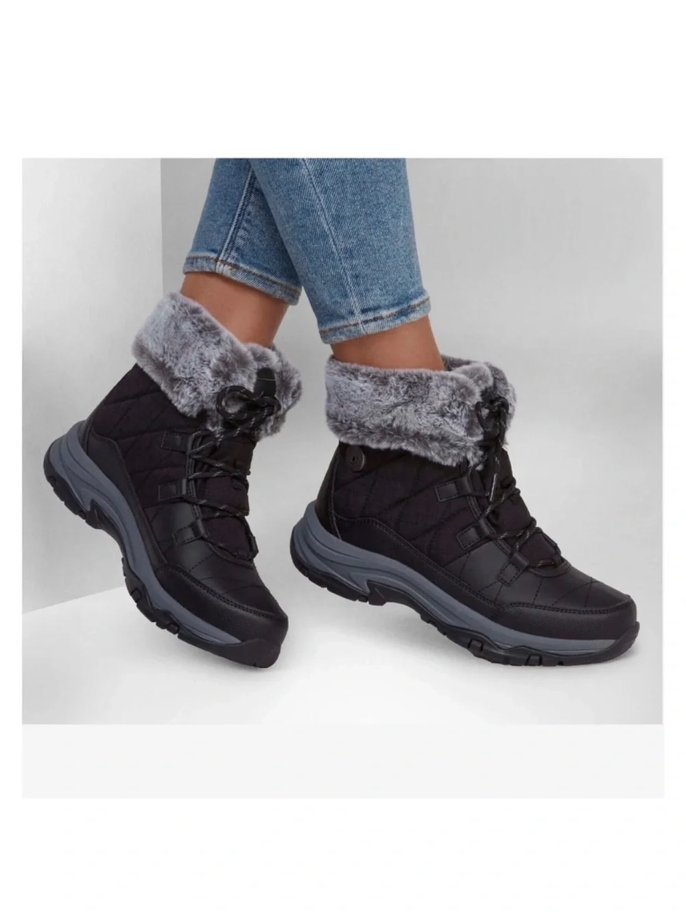 Skechers Women's Waterproof Ankle Boots with Faux Fur Collar (Black, US 7.5) NEW